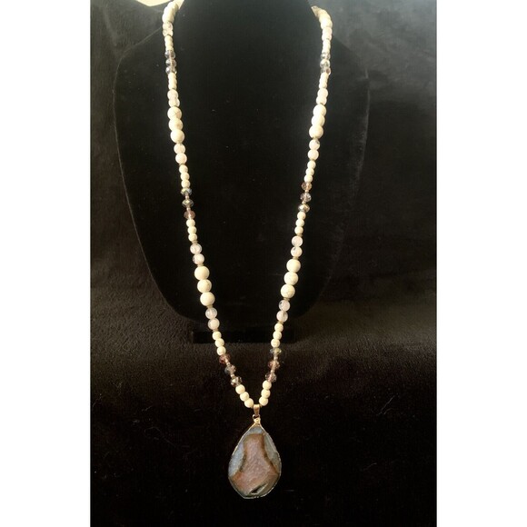 Veronese Signed Geode Beaded Pendant Necklace Beautiful - Picture 3 of 16